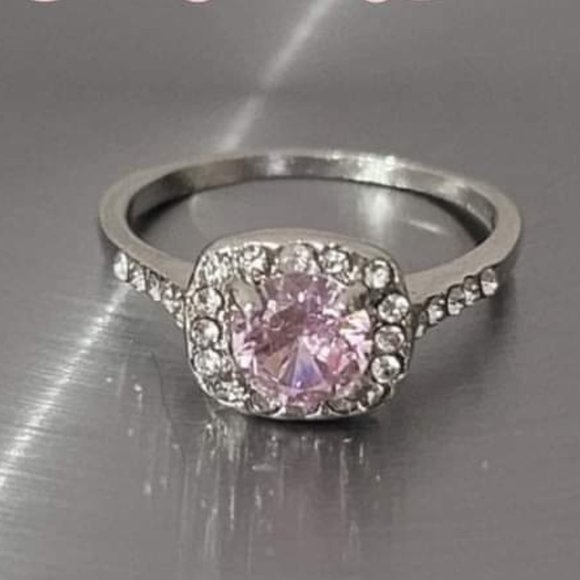PINK STONE SILVER RING W/ CUBIC ZIRCONIA DIAMONDS! - Picture 1 of 2